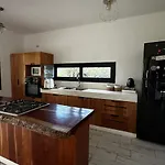 Casa Con Pileta Grande En Castellanos San Lorenzo ,Paisaje Unico, Tranquilidad Y Comodidad